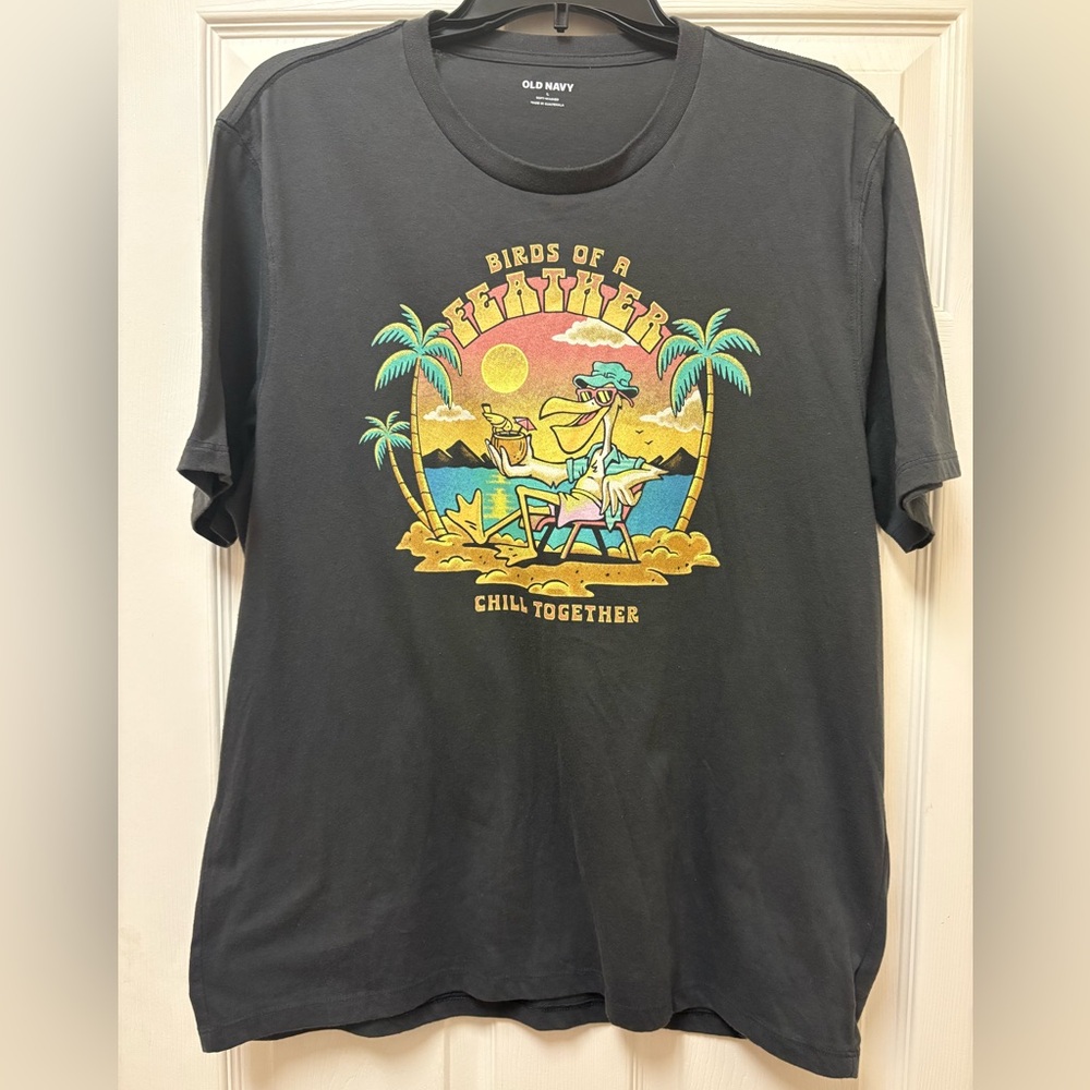 Old Navy size L Black Graphic Tee with Tropical Bird Design